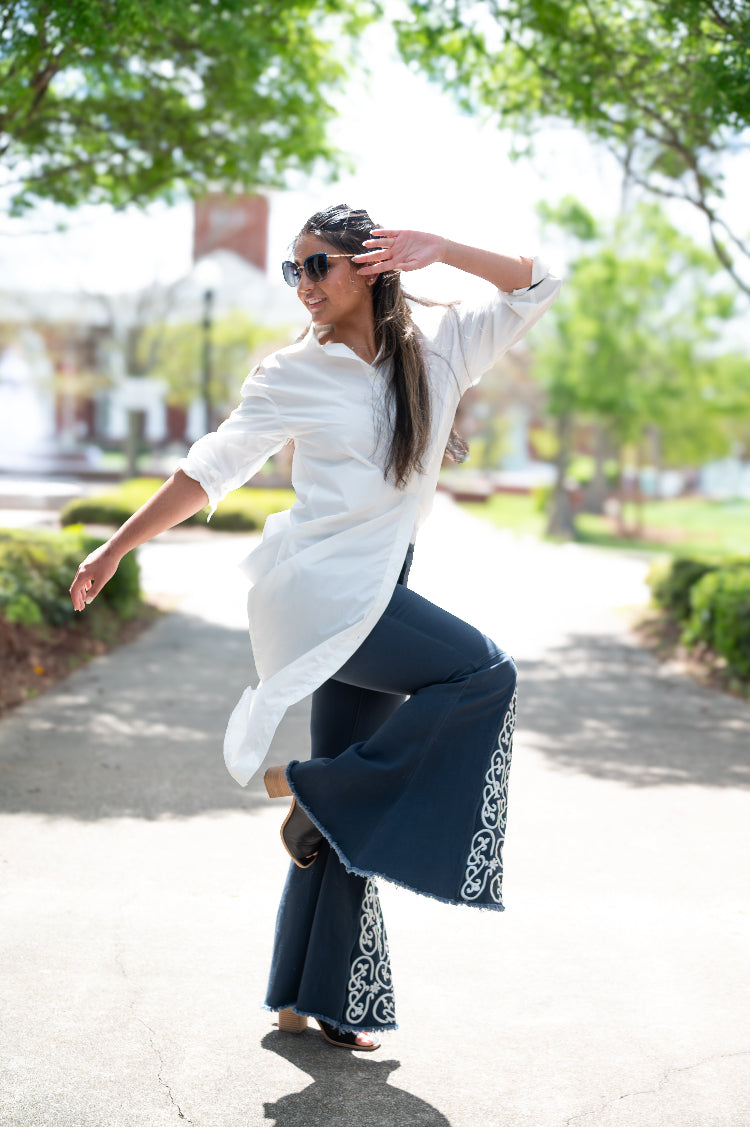 Elena Blue Outside Pose