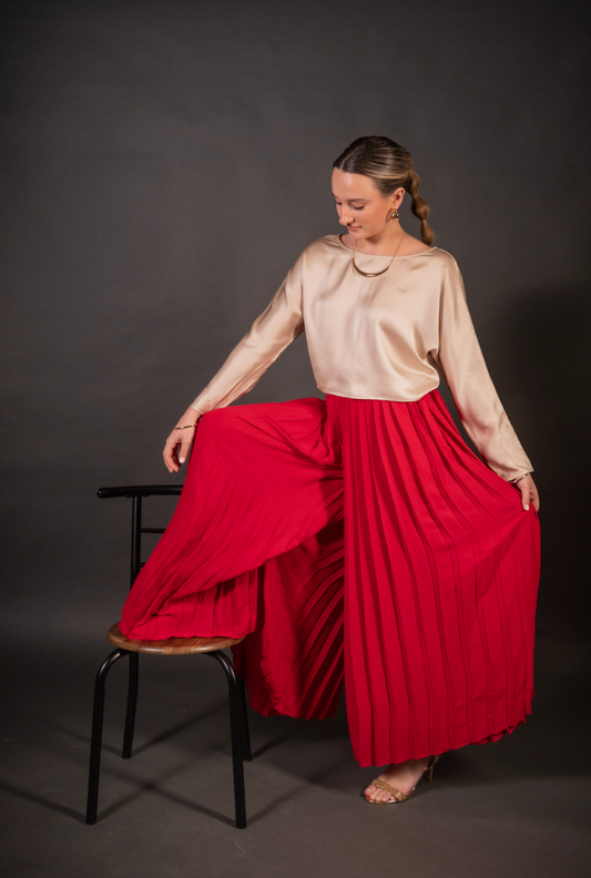 Fara Red New Key Pic