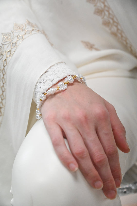 White Pearl Beaded Bracelet