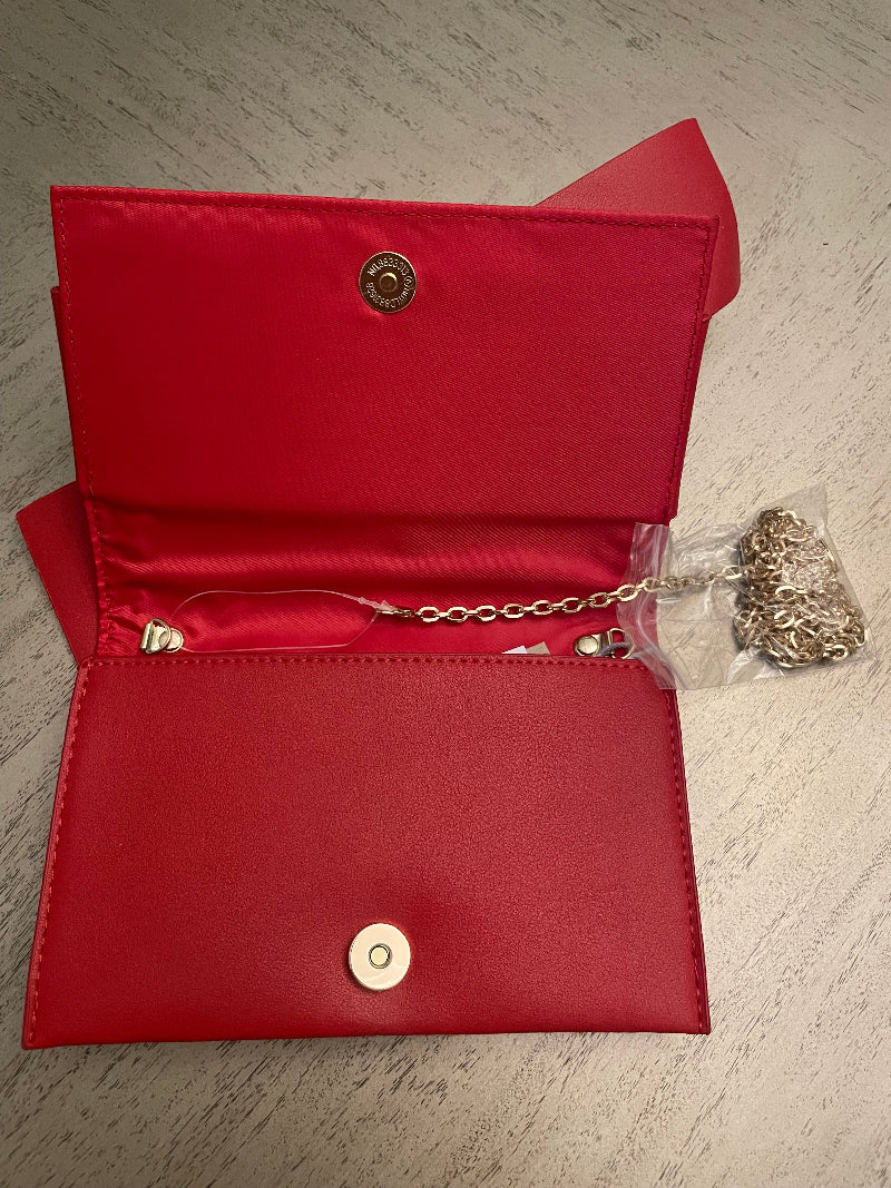 Red Bow Clutch